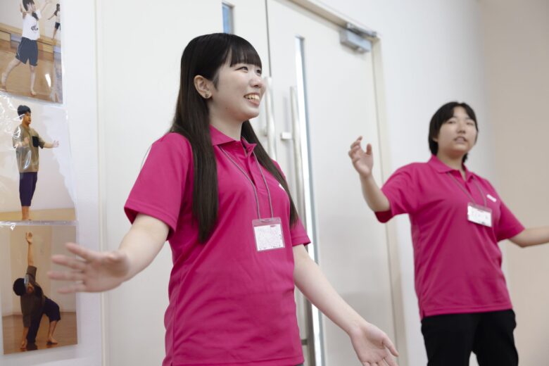 オープンキャンパスのスタッフとしても活躍したOさん。笑顔が輝いていますね!