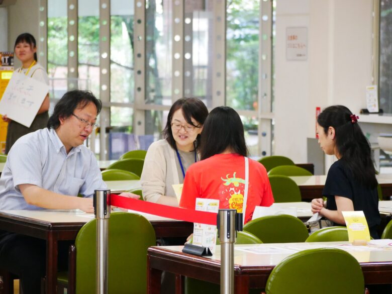 高校生・既卒のみなさんをはじめ、中学生の方でもOK!　保護者の方のみのご参加も大歓迎です！