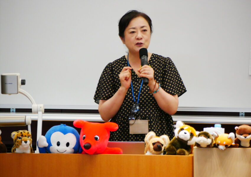 【ビジネスライフ学科】「色の授業って、何するの？」沢谷 有梨先生