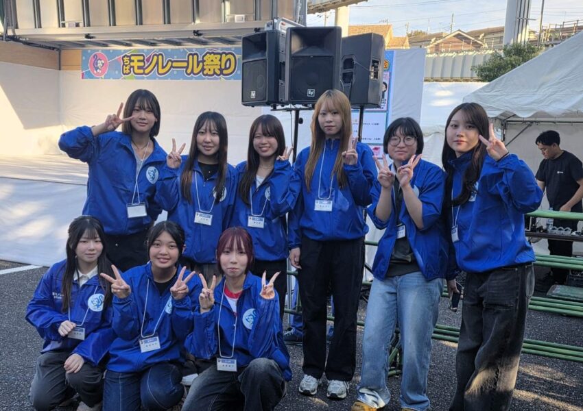 モノレール祭りの一コマです